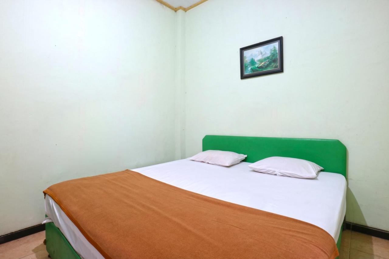 Hotel Camelia Маланг Экстерьер фото